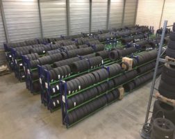 Regał oponiarski Regał na opony